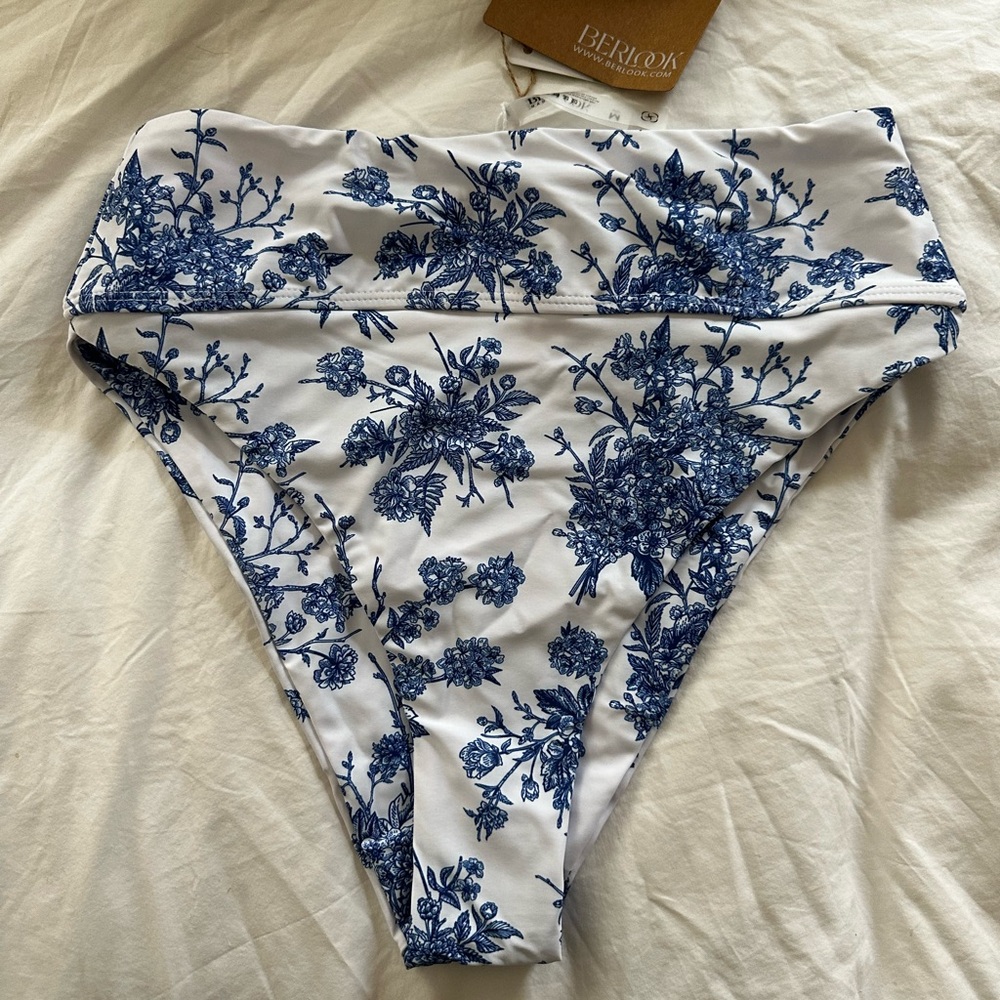 Berlook Floral High Waist Bikini Bottom NWT - Picture 3 of 5